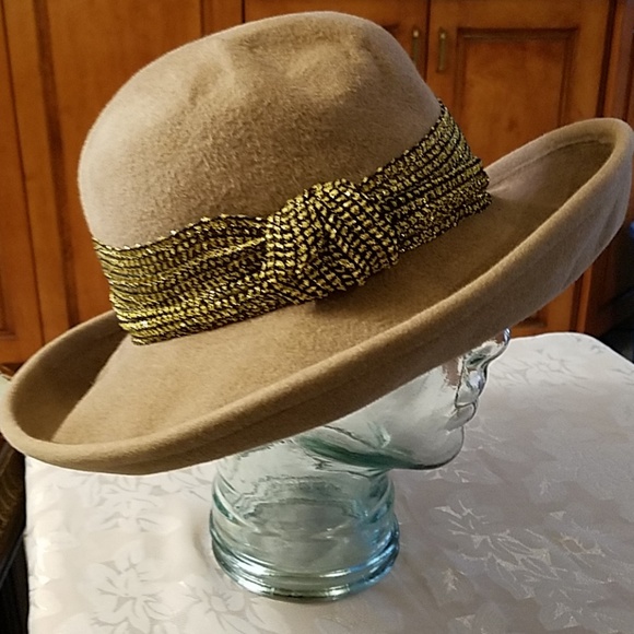 plaza suite hats